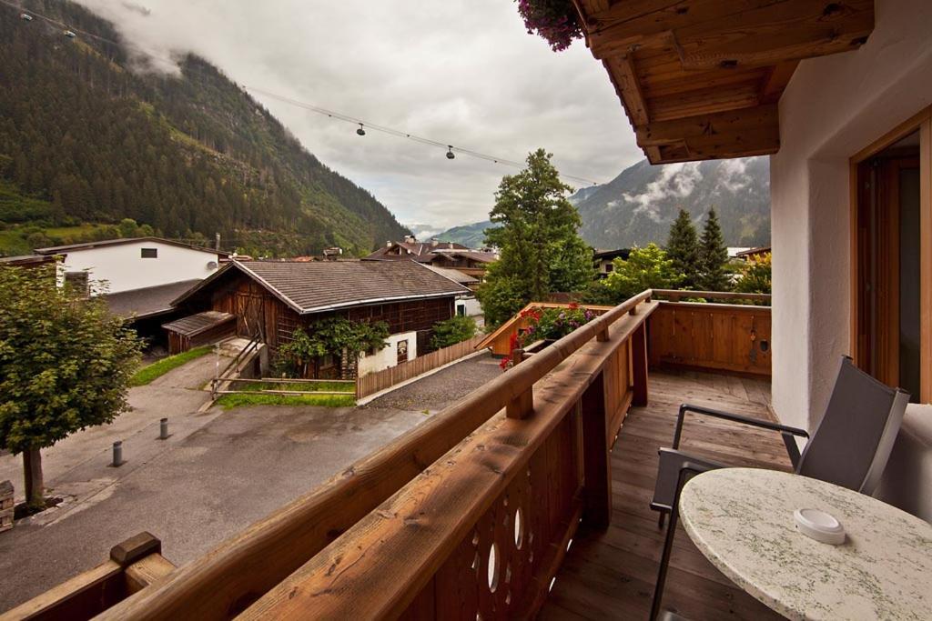 Landhotel Rauchenwalderhof Mayrhofen Szoba fotó