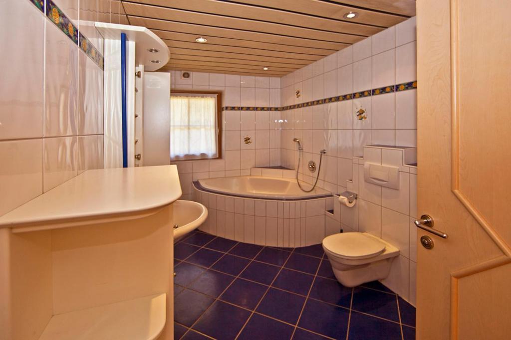 Landhotel Rauchenwalderhof Mayrhofen Szoba fotó